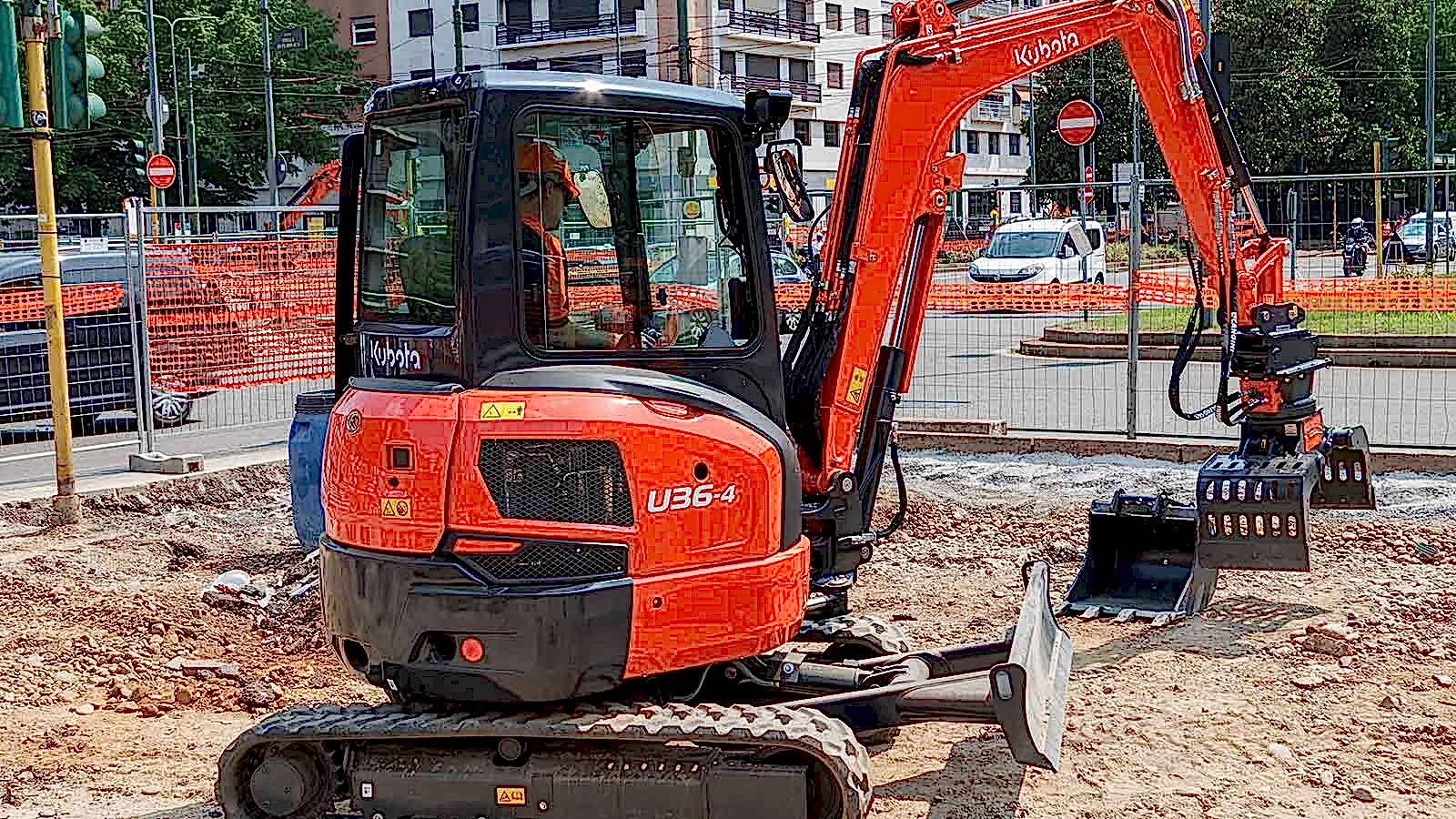 Çayırova Kiralık Mini Kepçe