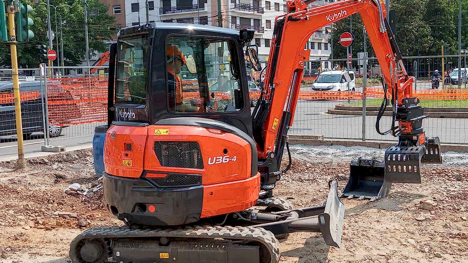 Fatih Kiralık Mini Kepçe